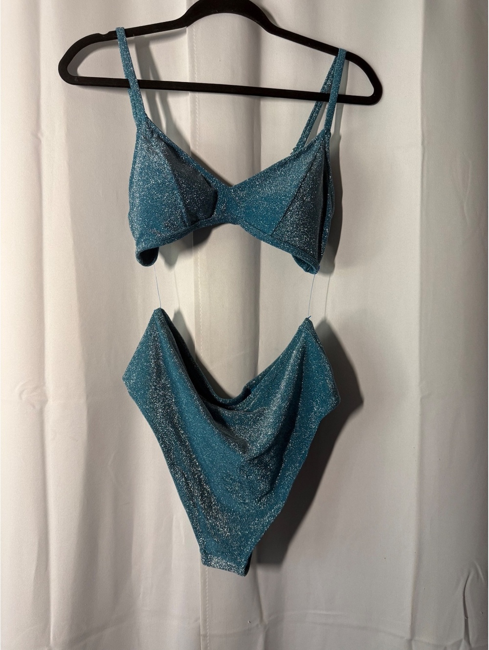 Cupshe Estelle Shimmery Back Hook Bikini - Glam Sparkle - Picture 3 of 5